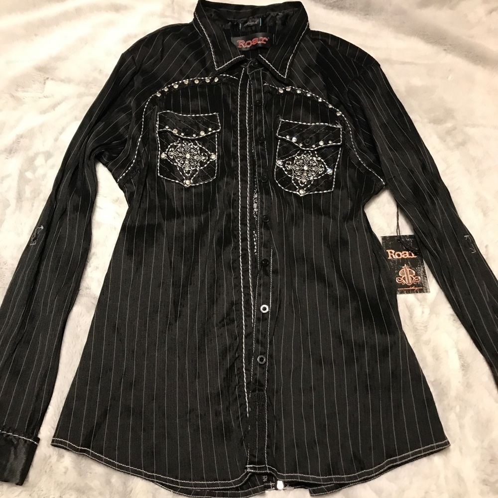 Roar Sparkly Button Up